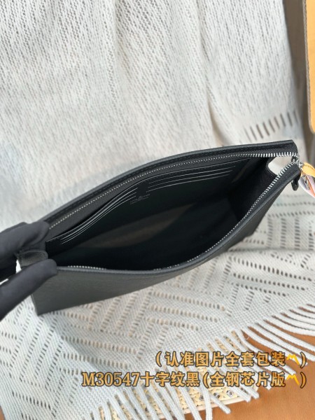 LOUIS VUITTON Pochette Voyage MM Needle Forest Leather Clutch Toiletry Bag Medium Men's Black M30547 size 27*3*21cm