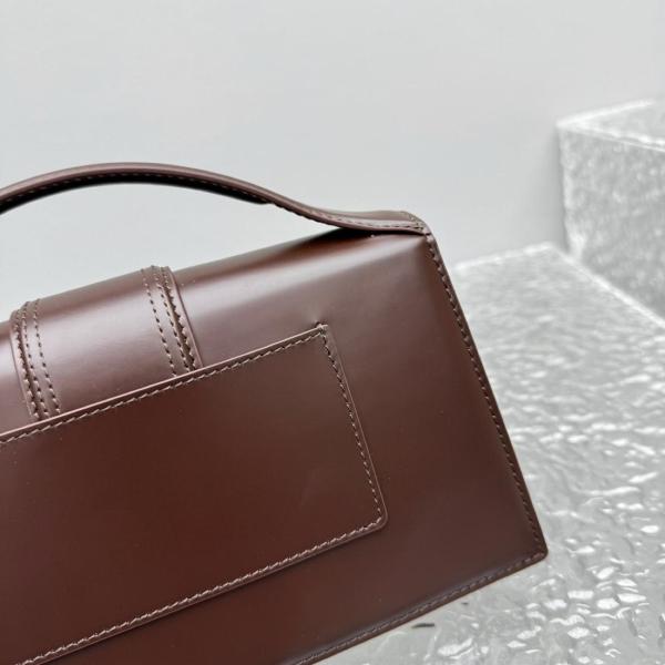 Jacquemus Bambino Large Handbag BAW00007BC01A01850 size 23.5*13 cm