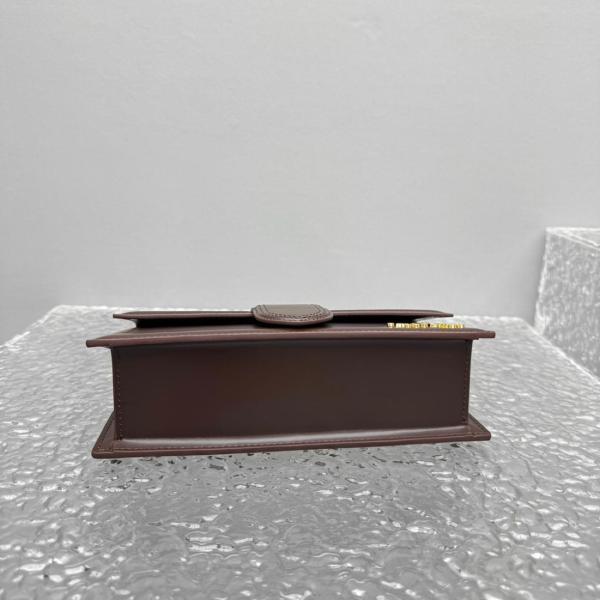 Jacquemus Bambino Large Handbag BAW00007BC01A01850 size 23.5*13 cm