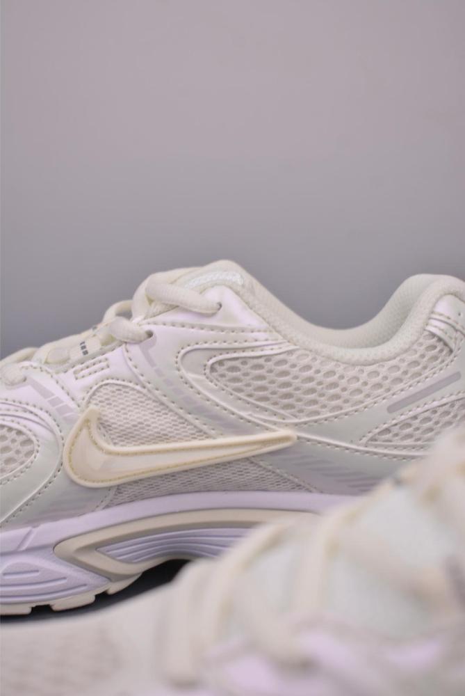 Nike V5 RNR Soft Pearl White (Women's)