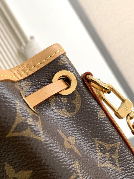 LOUIS VUITTON Nano Noe Monogram M81266 size 13*10*16 cm