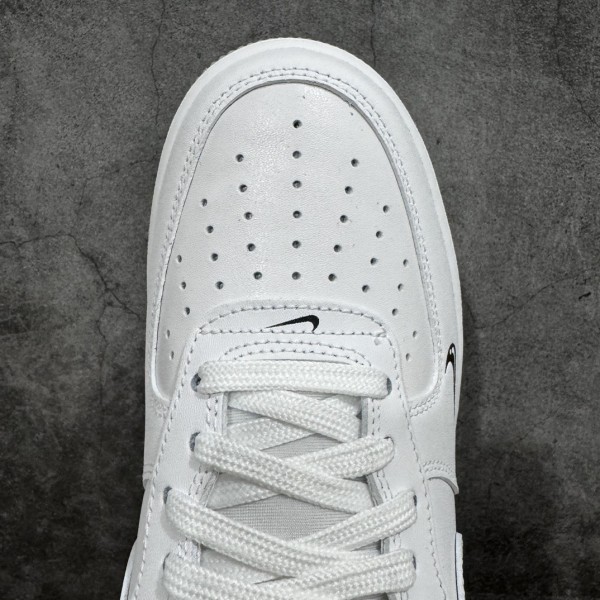 Nike Air Force 1 Flyleather Steve Harrington Earth Day