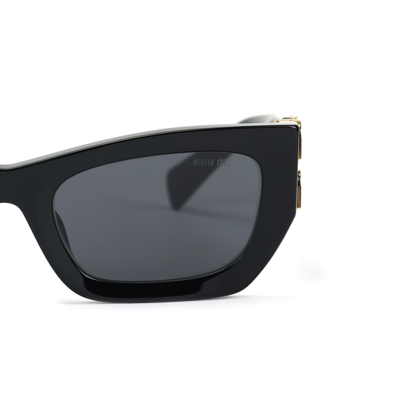 MIU MIU Eyewear Cat eye Sunglasses