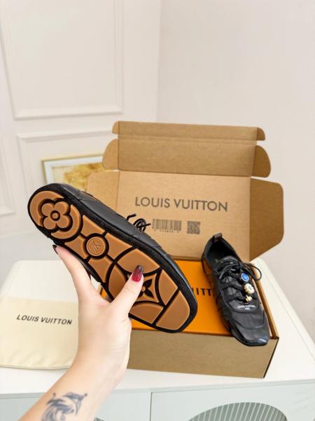 LOUIS VUITTON Sneakerina Leather Low top Casual Shoes Black