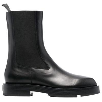 Givenchy 4G Plaque Chelsea Boots