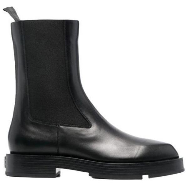 Givenchy 4G Plaque Chelsea Boots