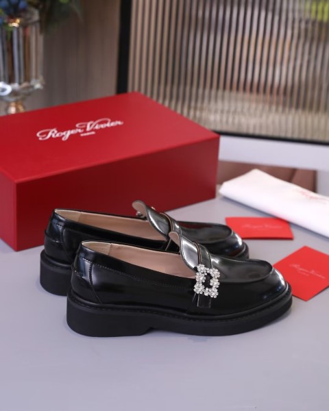 Roger Vivier Viv' Rangers Calfskin Loafers Women's Black