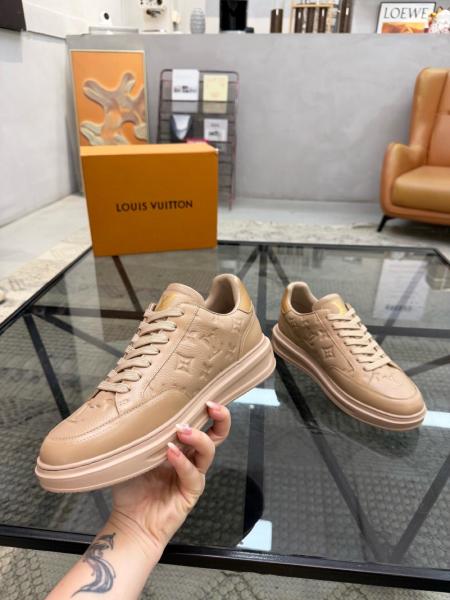 LOUIS VUITTON Beverly Hills Low top Skateboard Shoes Men's Taupe