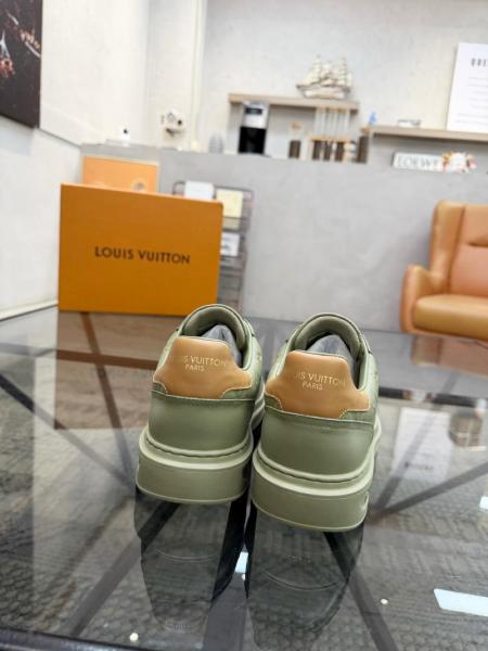 LOUIS VUITTON Beverly Hills Cow Leather Low top Skateboard Shoes Men's Green