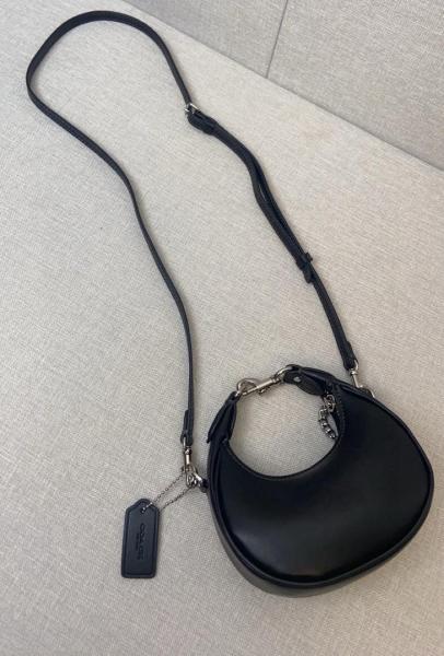 COACH JONIE Cow Leather Shoulder Bag, Crossbody Bag, Handbag Mini Women's Black CR508-LHBLK size 15.24*5.71*8.25 cm