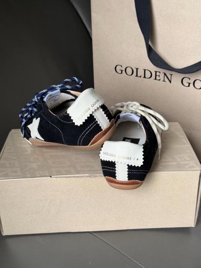Golden Goose True Star Low top Casual Shoes