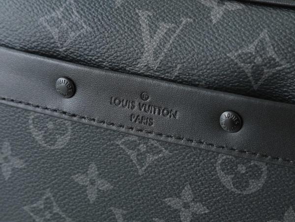 LOUIS VUITTON M46955 size L23.8*W7.8*H16cm