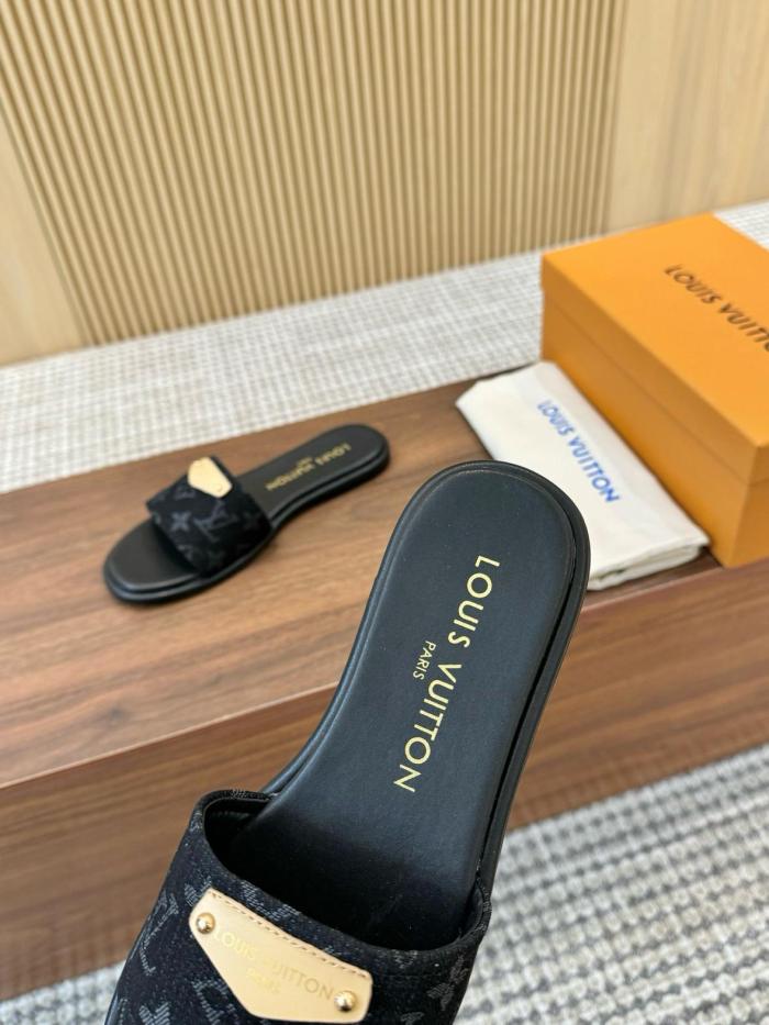 LOUIS VUITTON Lily Slip Resistant Slide Slippers Women's Black