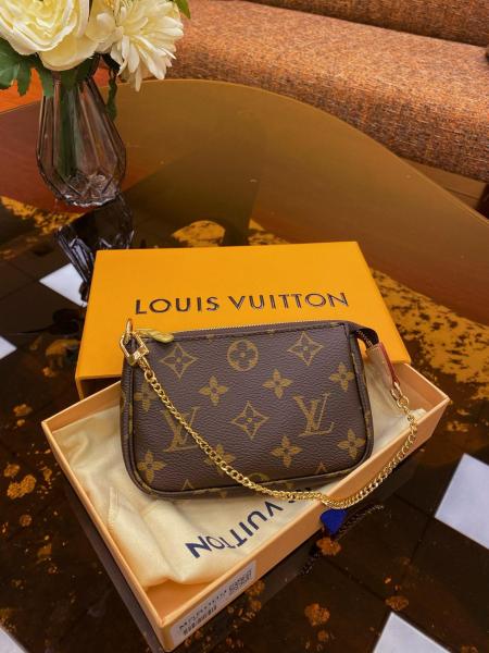 Louis Vuitton 2003 Pochette Accessoires clutch bag M58009 15.5*4*10.5cm