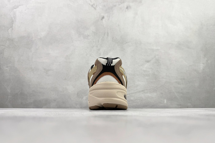 New Balance 530 Brown Tan