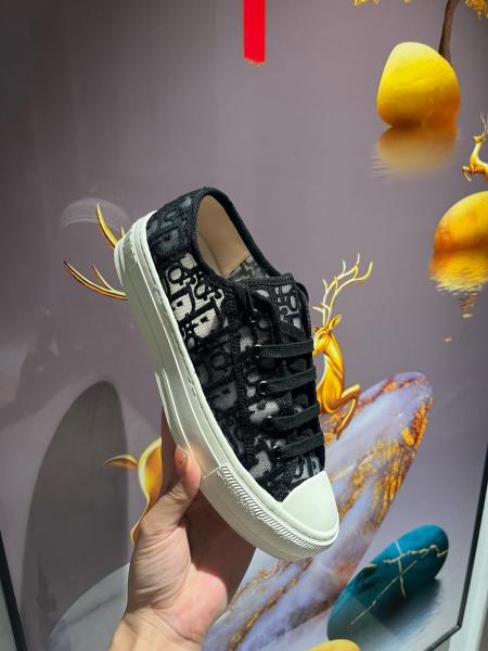 DIOR Walk'n'Dior Low top Skateboard Shoes Women's Black