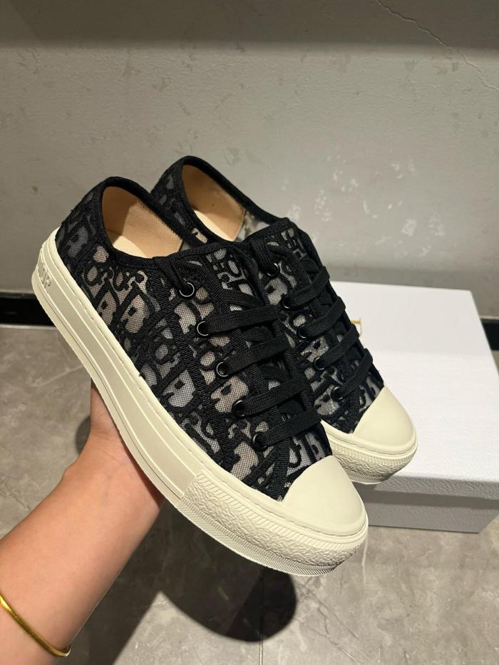 DIOR Walk'n'Dior Low top Skateboard Shoes Women's Black