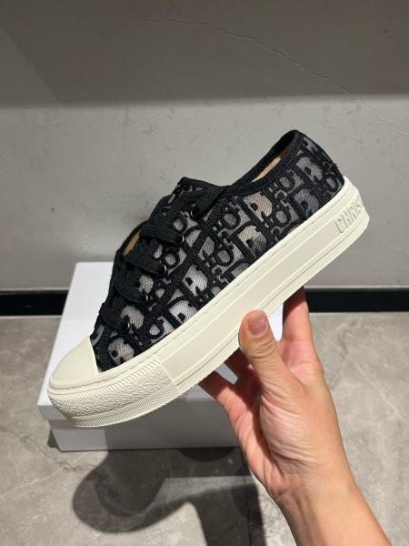 DIOR Walk'n'Dior Low top Skateboard Shoes Women's Black