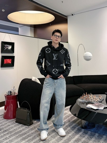Louis Vuitton Hoodie 260330