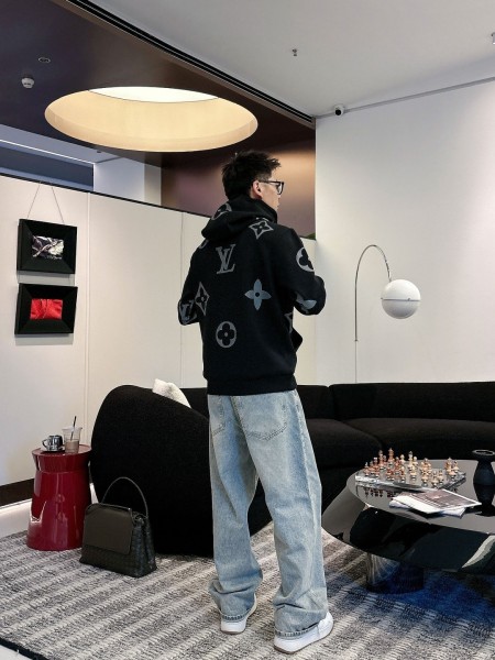 Louis Vuitton Hoodie 260330