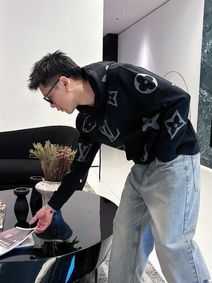 Louis Vuitton Hoodie 260330