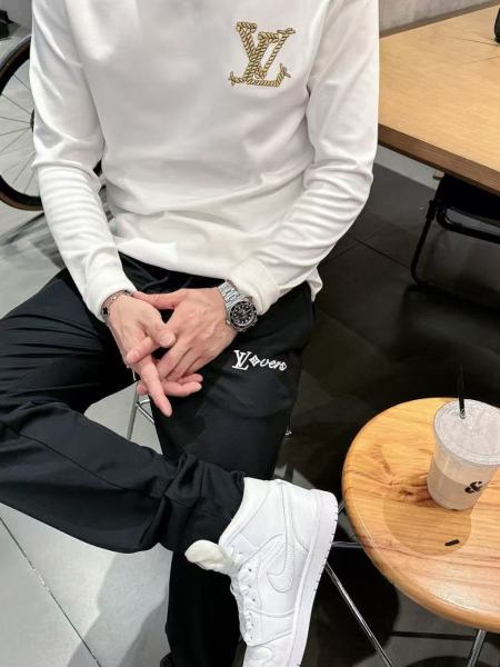 Louis Vuitton Pant 260330