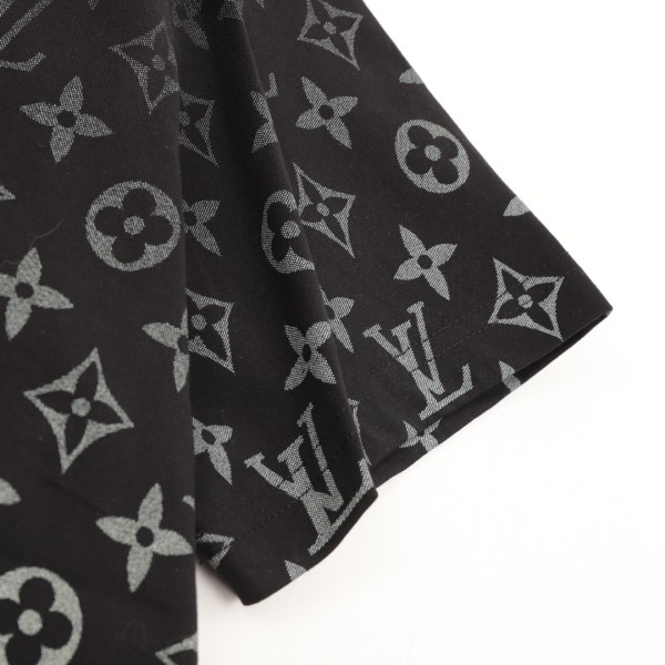 Louis Vuitton T-shirt 260330