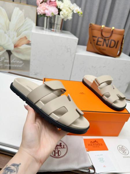 HERMES Chypre Slide Slippers 1.2cm Exotic Beige