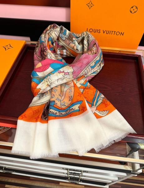 Louis Vuitton LV Journey Square 90