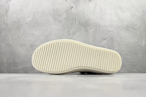 RICK OWENS Luxor Jumbo Lace Padded Sneaks Black Milk Women's