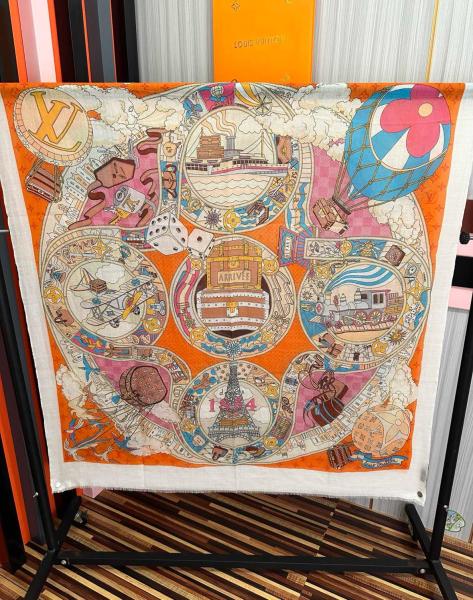 Louis Vuitton LV Journey Square 90