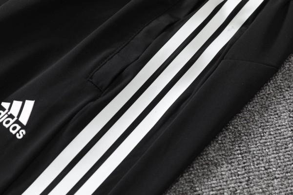 Sportswear Adidas P16