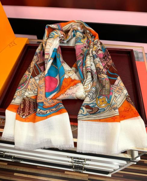 Louis Vuitton LV Journey Square 90