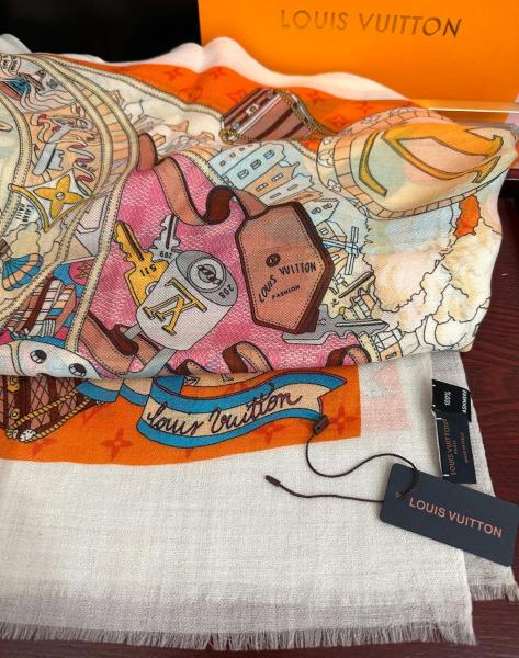 Louis Vuitton LV Journey Square 90