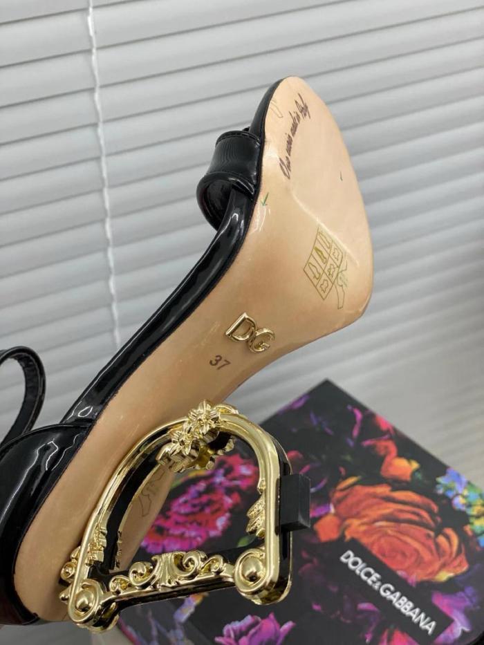 Dolce & Gabbana Nappa leather sandals with baroque DG detail