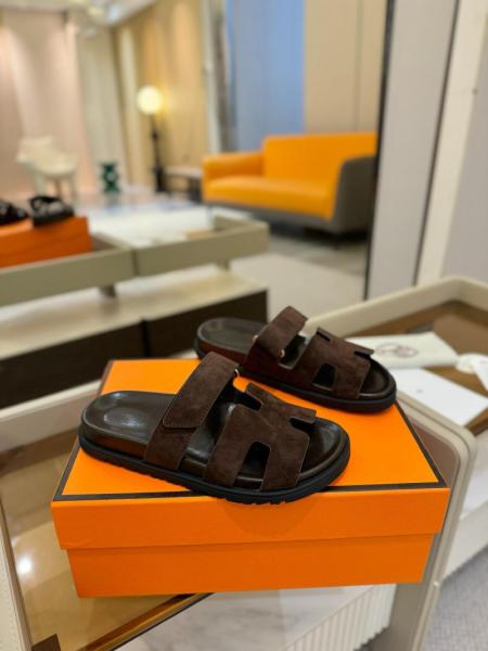 HERMES Chypre Slide Slippers Brown