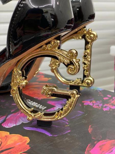 Dolce & Gabbana Nappa leather sandals with baroque DG detail