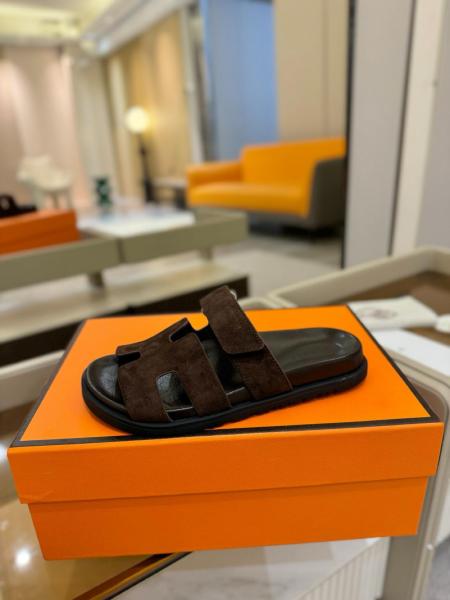 HERMES Chypre Slide Slippers Brown
