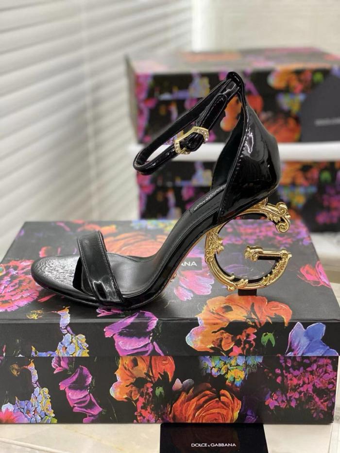 Dolce & Gabbana Nappa leather sandals with baroque DG detail