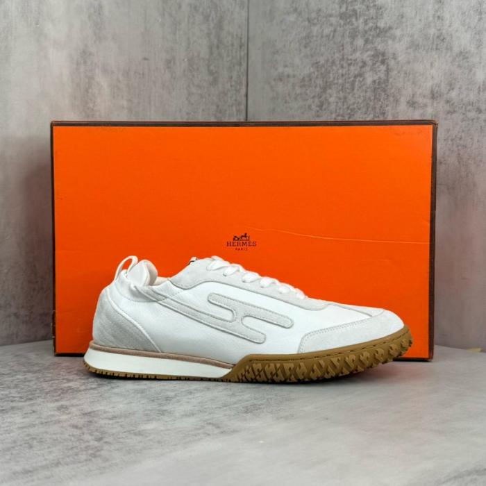 HERMES Jet Leather Low top Casual Shoes White