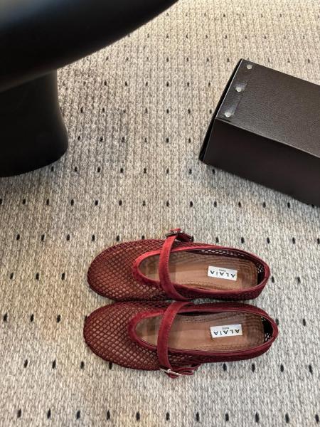 Flat Mary Jane Shoes Women's Red