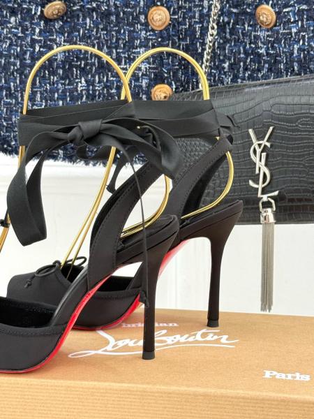 Christian Louboutin 100mm Cassia Ribbon lace Square toe Heeled Pumps