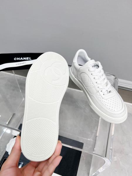 CHANEL Low top Skateboard Shoes White