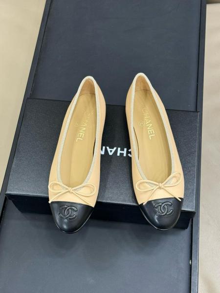 CHANEL Lambskin 10mm Ballet Flats Beige Black Women's