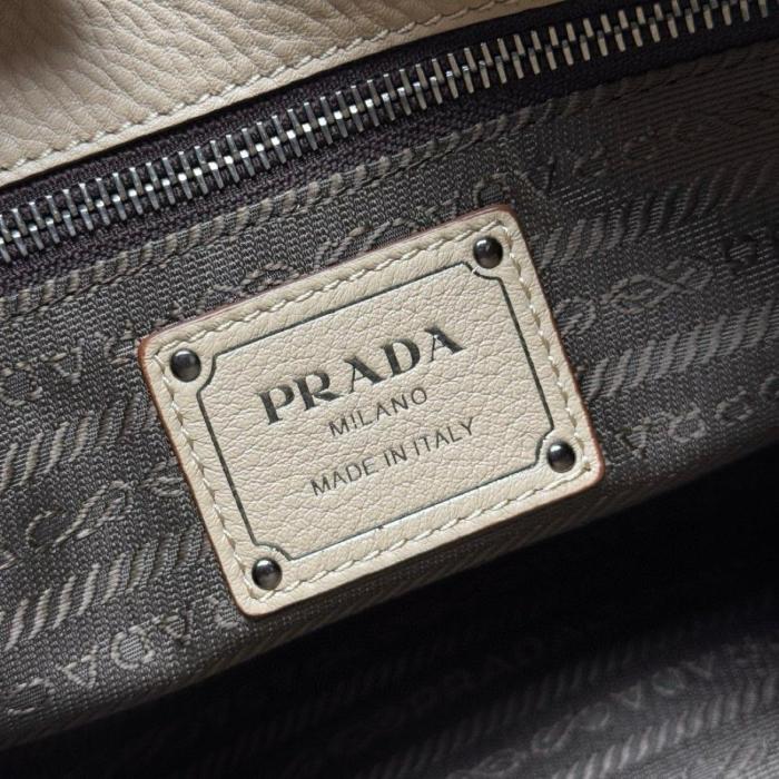 PRADA Deerskin Shoulder Bag Large Women's Sandy Beige 1BC280_2HIK_F0036 size L36cm W11cm H20cm
