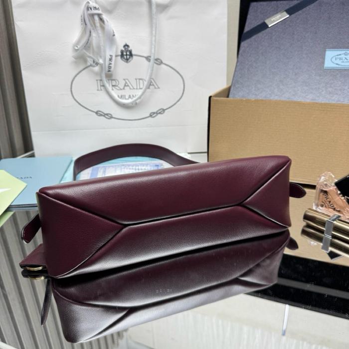 PRADA Aimee Cow Leather Handbag, Shoulder Bag Medium Women's Burgundy 1BC229_2CYS_F04XV_V_LVM size L31cm W10cm H18cm 