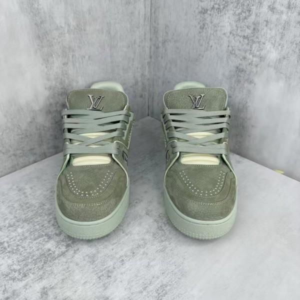 LOUIS VUITTON Trainer 2025 Early Spring Men's Collection Low top Skateboard Shoes Green