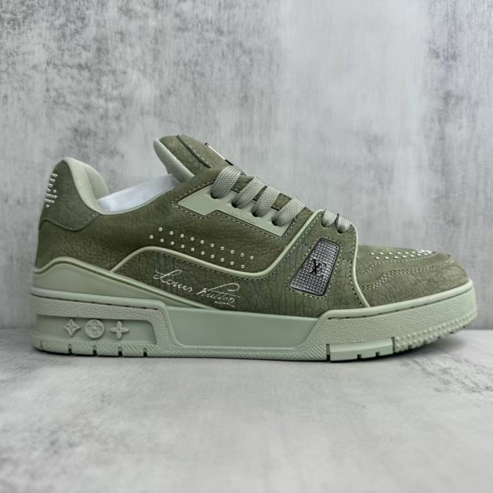 LOUIS VUITTON Trainer 2025 Early Spring Men's Collection Low top Skateboard Shoes Green