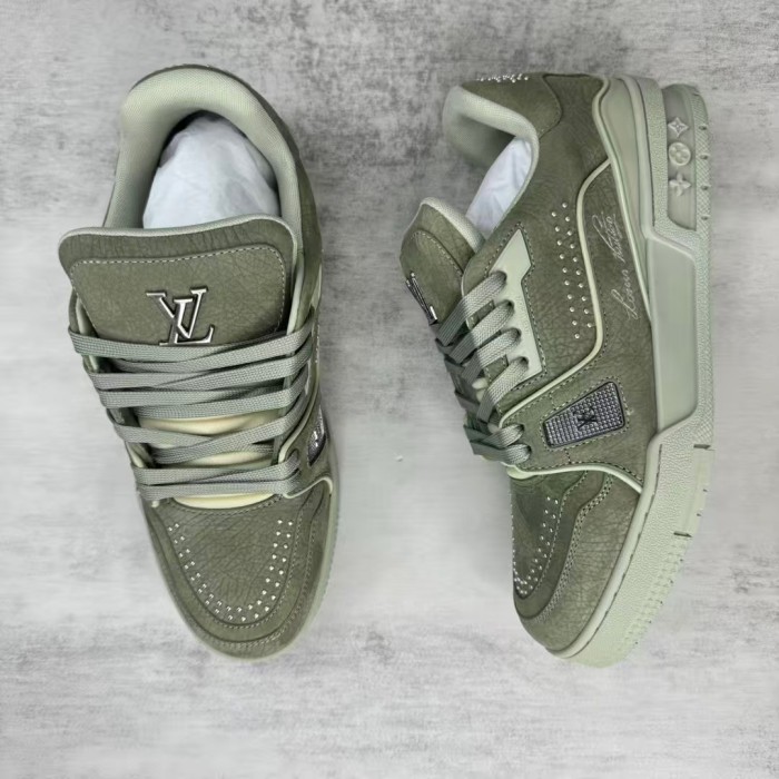 LOUIS VUITTON Trainer 2025 Early Spring Men's Collection Low top Skateboard Shoes Green