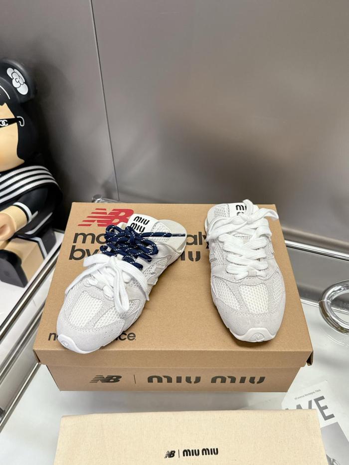 New Balance x MIU MIU Closed Toe Slippers Women's white